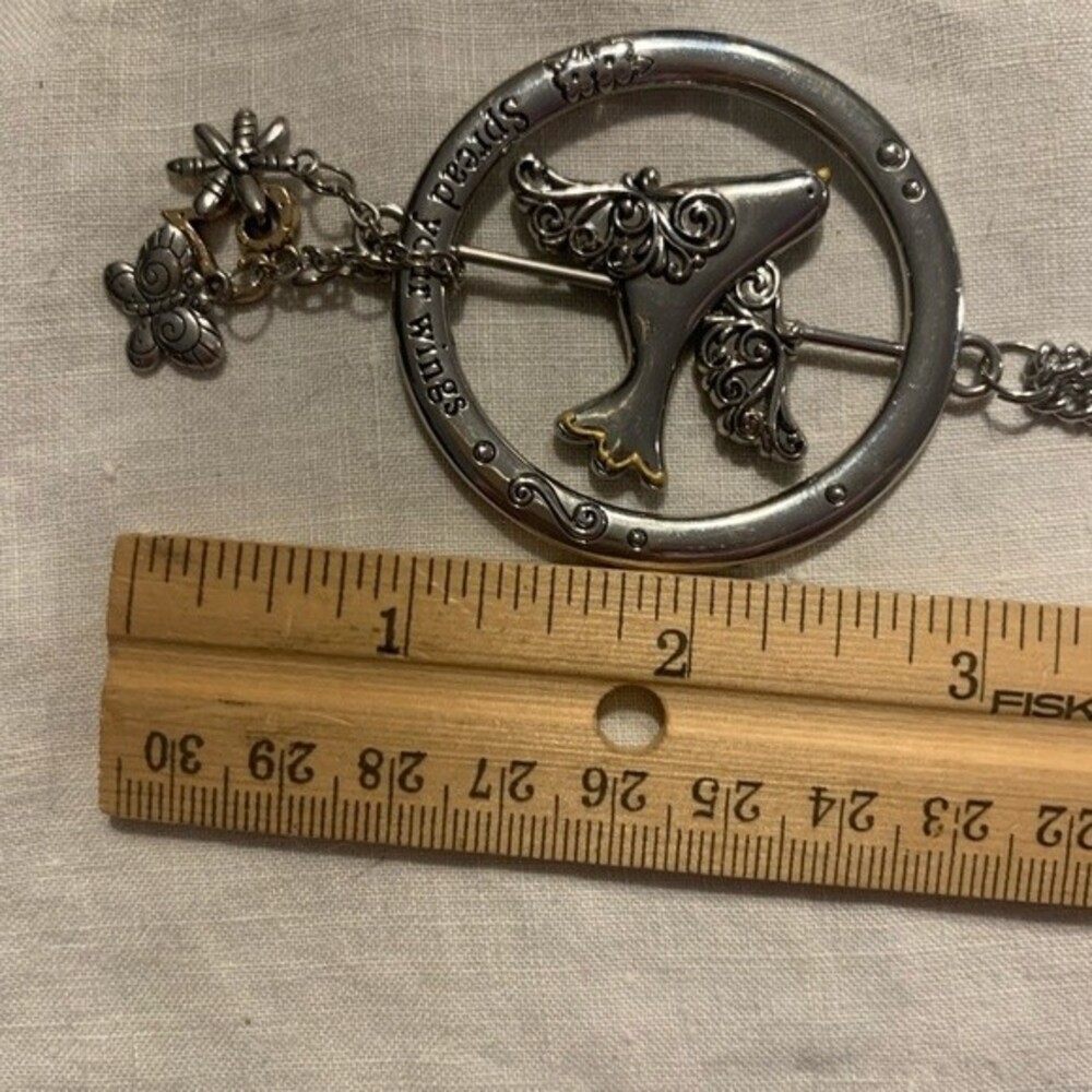 Avon NWT Stamped Necklace - “Spread Your Wings” Vintage Avon Necklace - Picture 3 of 3